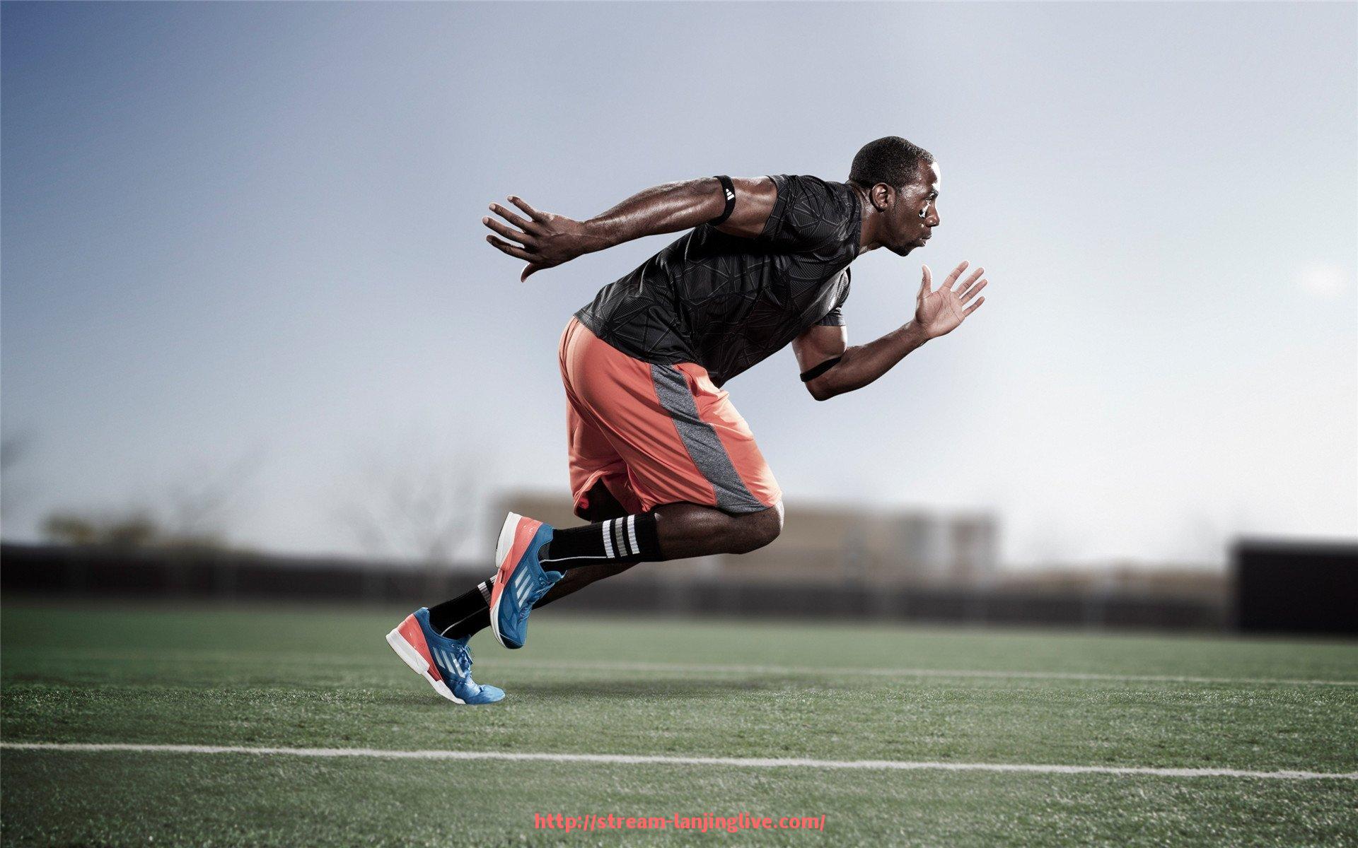 蓝鲸体育直播-世俱杯边路进攻战术拆解，探索突破与传中的战术细节